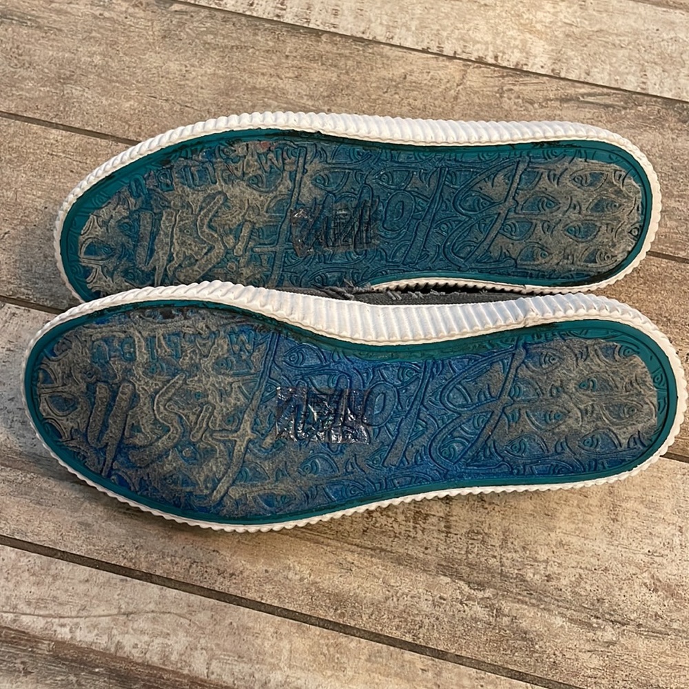 Blowfish Slides Size 6 Maybe Worn Once - image 5